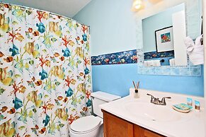 Seascape 102 by Youngs Suncoast