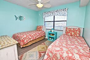 Seascape 102 by Youngs Suncoast