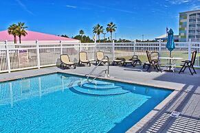 Seascape 102 by Youngs Suncoast