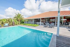 Luxurious Villa in Jan Thiel With Pool
