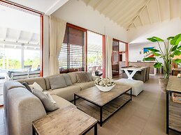 Luxurious Villa in Jan Thiel With Pool