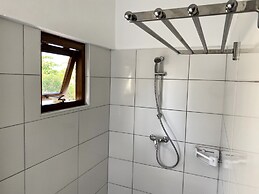 Magnificent Villa near Beach in Upscale District of Vista Royal, Jan T