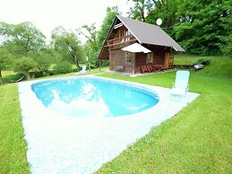 Sunlit Holiday Home in Bechyne With Private Pool