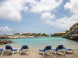 Sea-view Apartment in Mambo Beach Near Seaaquarium