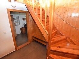 Holiday Home in Petrohrad With Private Pool