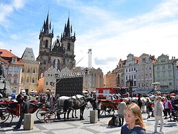 Luxurious Apartment Near River in Cezch Republic