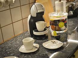 Unique Apartment in Praha Near River Vltava