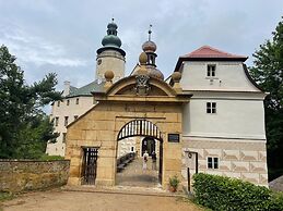 Cozy Holiday Home in Knezice