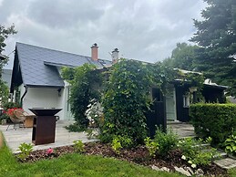 Cozy Holiday Home in Knezice
