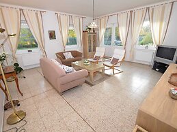 Spacious Villa With Swimming Pool