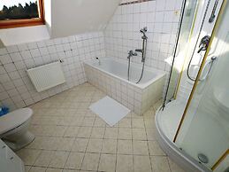 Spacious Villa With Swimming Pool