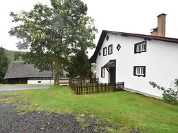 Spacious Holiday Home in Zlata Olesnice