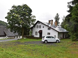 Spacious Holiday Home in Zlata Olesnice
