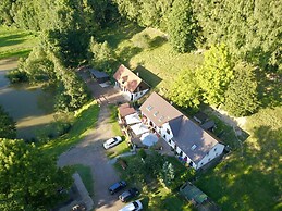 Mansion in Starkov With Shared Pool