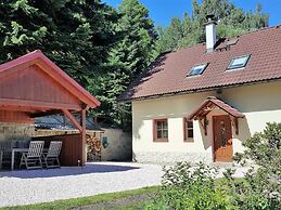 Elite Cottage in Turnov near Ski Area