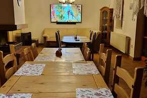 Elite Cottage in Turnov near Ski Area