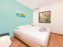 Villa in Jan Thiel With Pool