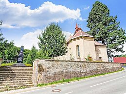 Modern Holiday Home in Cerny Dul With Garden