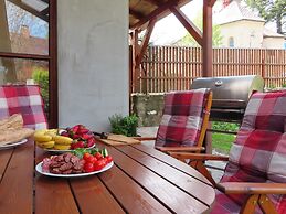 Modern Holiday Home in Cerny Dul With Garden
