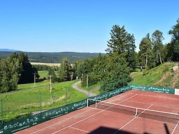 Cozy Chalet in Dolni Brusnice With Swimming Pool