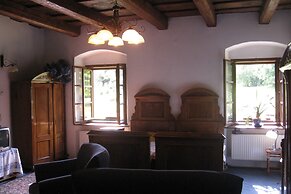 Unique Renovated Bakery in Landhouse