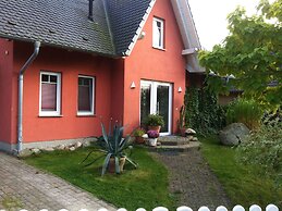 Quiet Holiday Home in Fliemstorf Germany near Beach