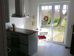 Quiet Holiday Home in Fliemstorf Germany near Beach