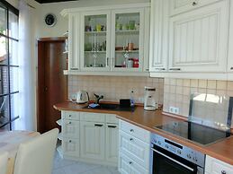 Spacious Villa With Private Swimming Pool