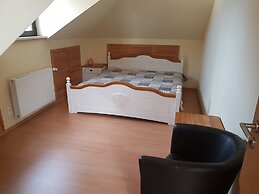 Spacious Villa With Private Swimming Pool