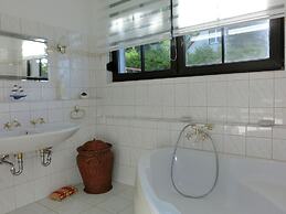 Spacious Villa With Private Swimming Pool