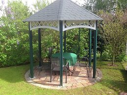 Spacious Villa With Private Swimming Pool