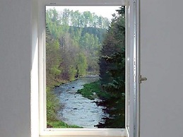 Apartment in a Villa With Park in Grossschirma