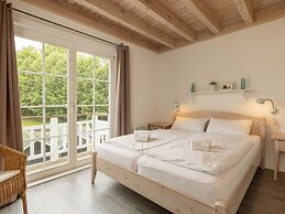 Holiday Home With Bubble Bath on the Baltic Sea