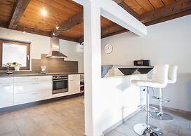 Stylish Holiday Home near Winterberg with Private Sauna House, Terrace