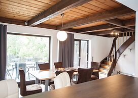 Stylish Holiday Home near Winterberg with Private Sauna House, Terrace