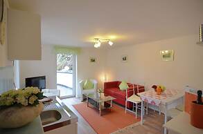 Spacious Holiday Home With Terrace