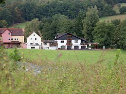 Boutique Apartment With Balcony