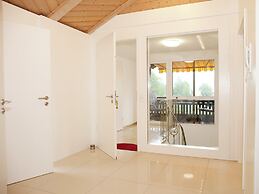 Boutique Apartment With Balcony