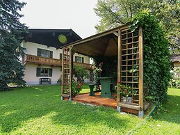Cosy Apartment in Ubersee Near Lake Chiemsee