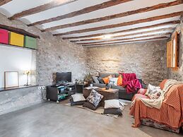 Belvilla by OYO Masia Vinaixa