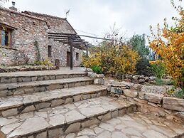 Belvilla by OYO Masia Vinaixa