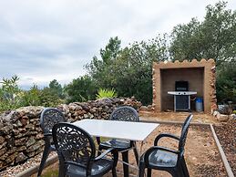 Belvilla by OYO Masia Vinaixa