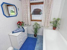 Spacious 4 Person Holiday Home near Chiemsee