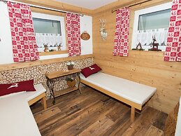 Spacious 4 Person Holiday Home near Chiemsee