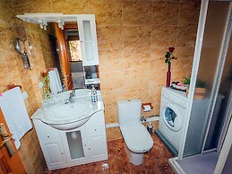 Cozy Apartment in Riello with Hot Tub