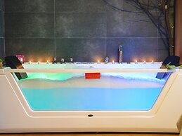 Cozy Apartment in Riello with Hot Tub