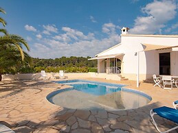 Belvilla by OYO Mil Flores