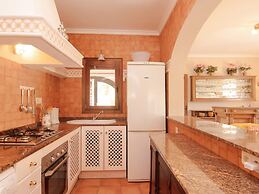 Belvilla by OYO Mil Flores