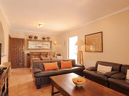 Belvilla by OYO Mil Flores