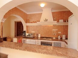 Belvilla by OYO Mil Flores